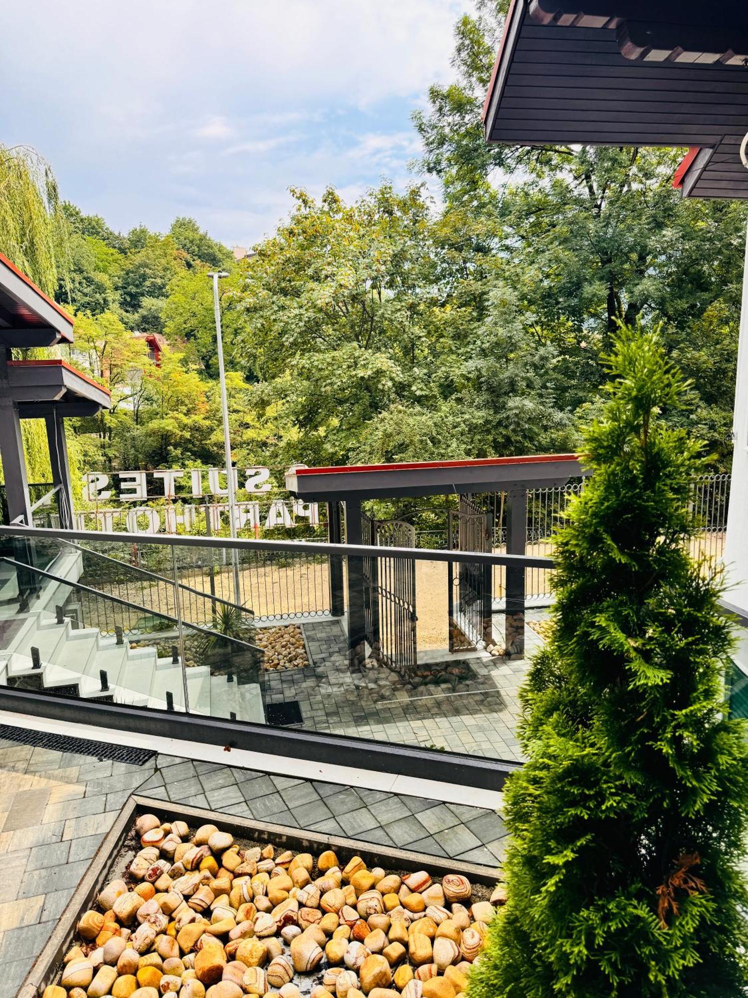 Ylly Aparts Braşov Exterior foto