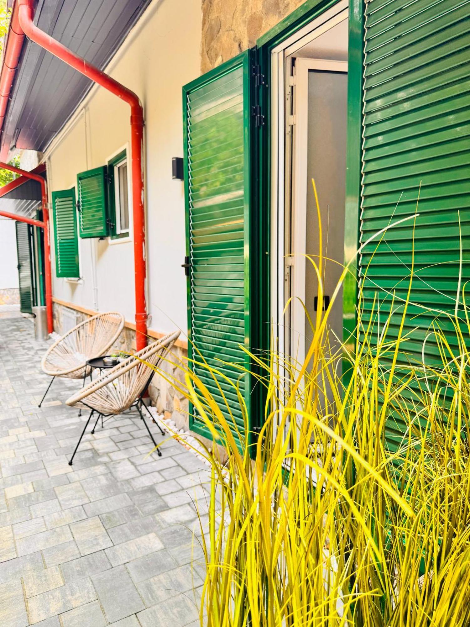 Ylly Aparts Braşov Exterior foto