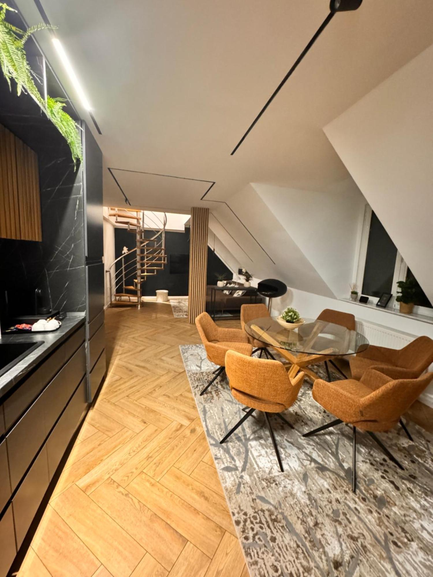 Ylly Aparts Braşov Exterior foto