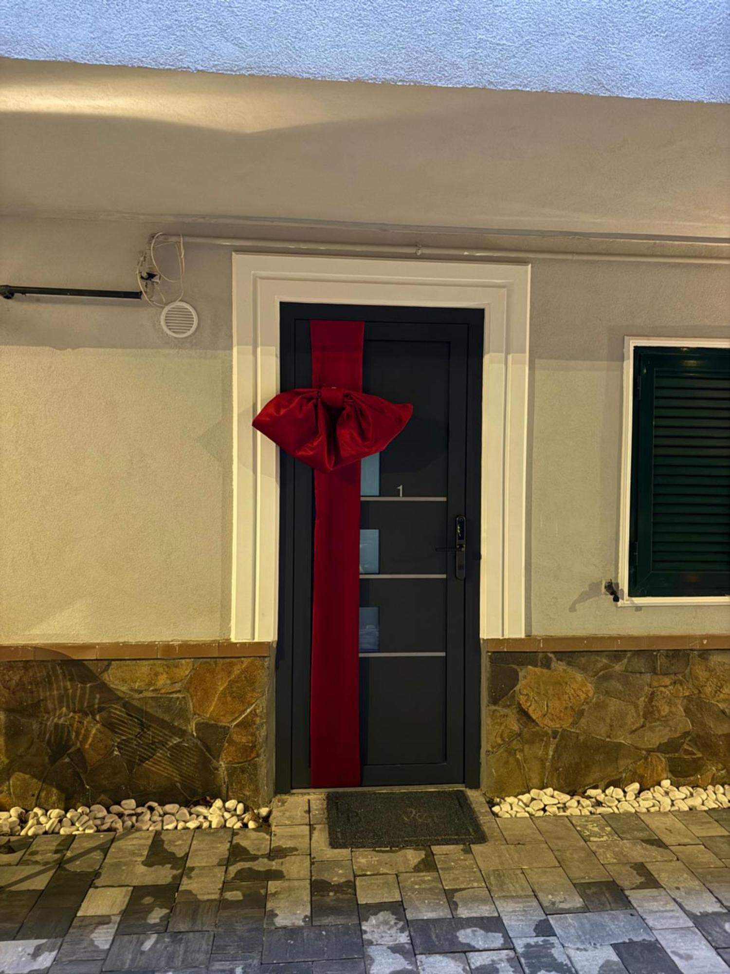 Ylly Aparts Braşov Exterior foto